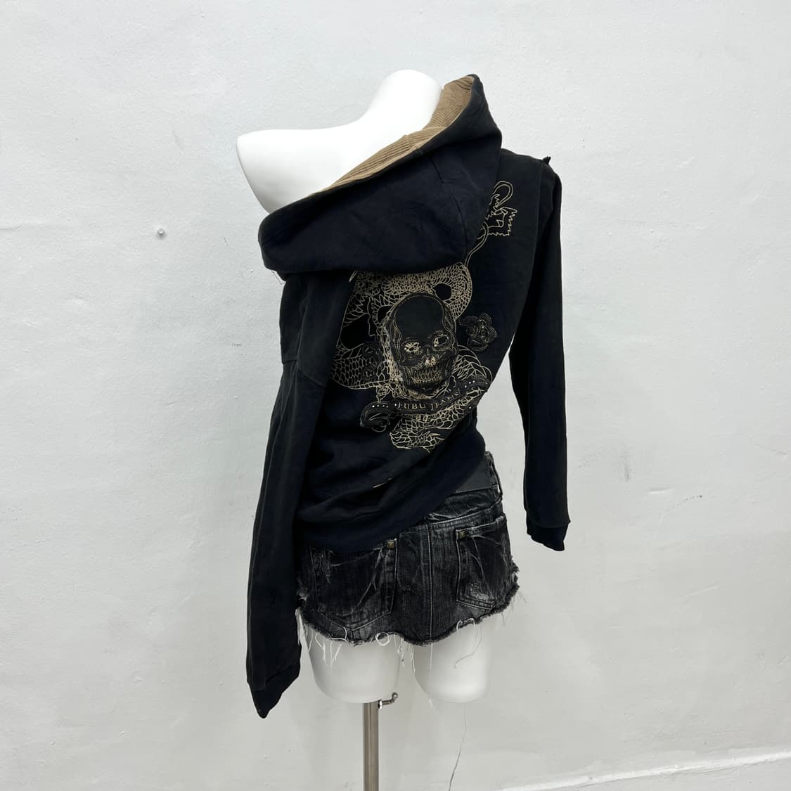 Skull embroidery hood zip-up 상품이미지2