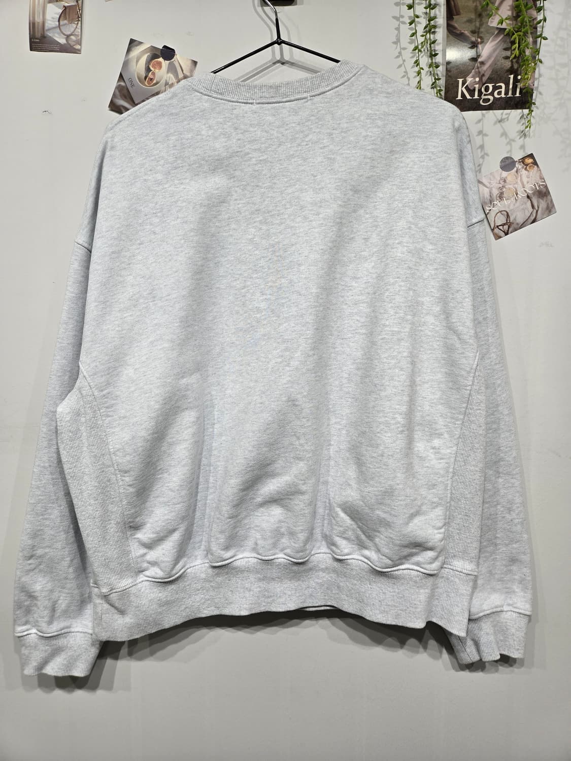 마르디 메크르디 맨투맨 그레이 퍼플 상품이미지4