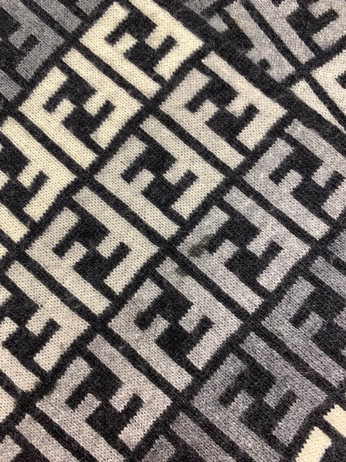 Fendi 펜디 FF 로고 주카 패턴 울 캐시미어 머플러 상품이미지7