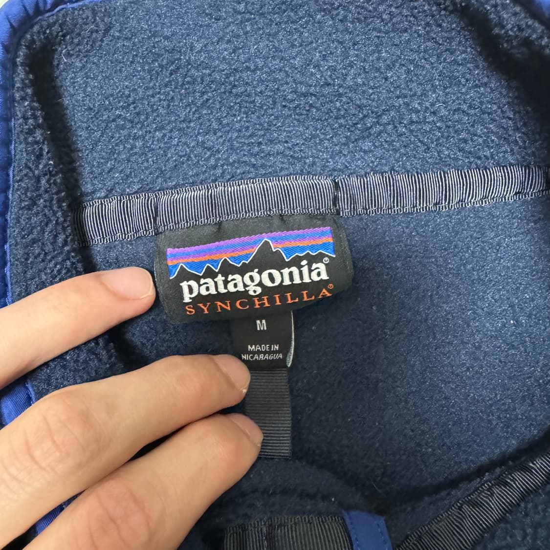 파타고니아 신칠라 켄달제너 17년도 동일모델 M사이즈 상품이미지3