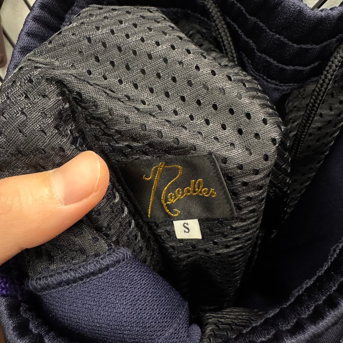 니들스 빈티지 사이드 트랙 팬츠 나비 자수 포인트 퍼플 블랙 배색 상품이미지6