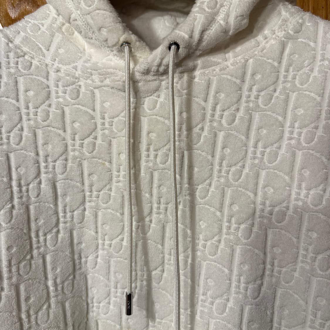 디올 오블리크 후드티셔츠 판매 합니다. 상품이미지9