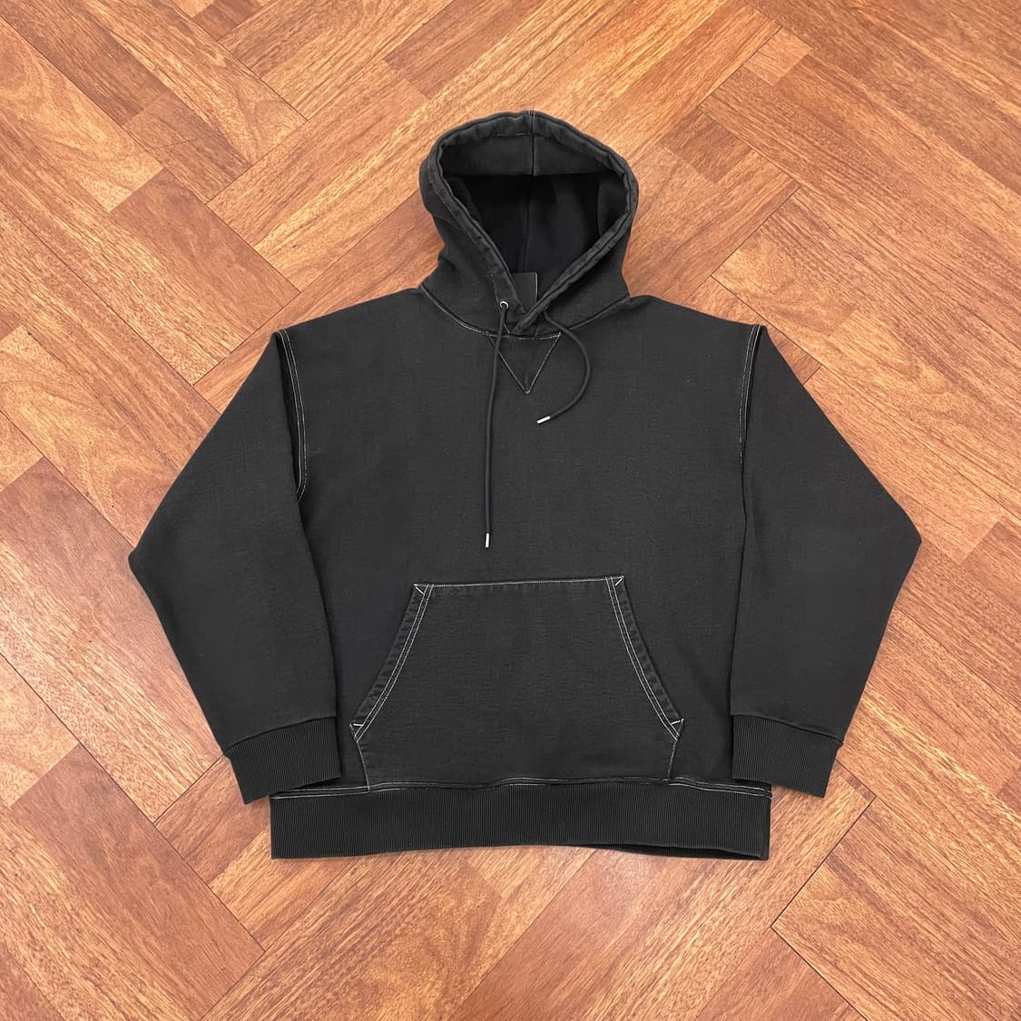 프리즘웍스 니들워크 스티치 후드티 상품이미지3