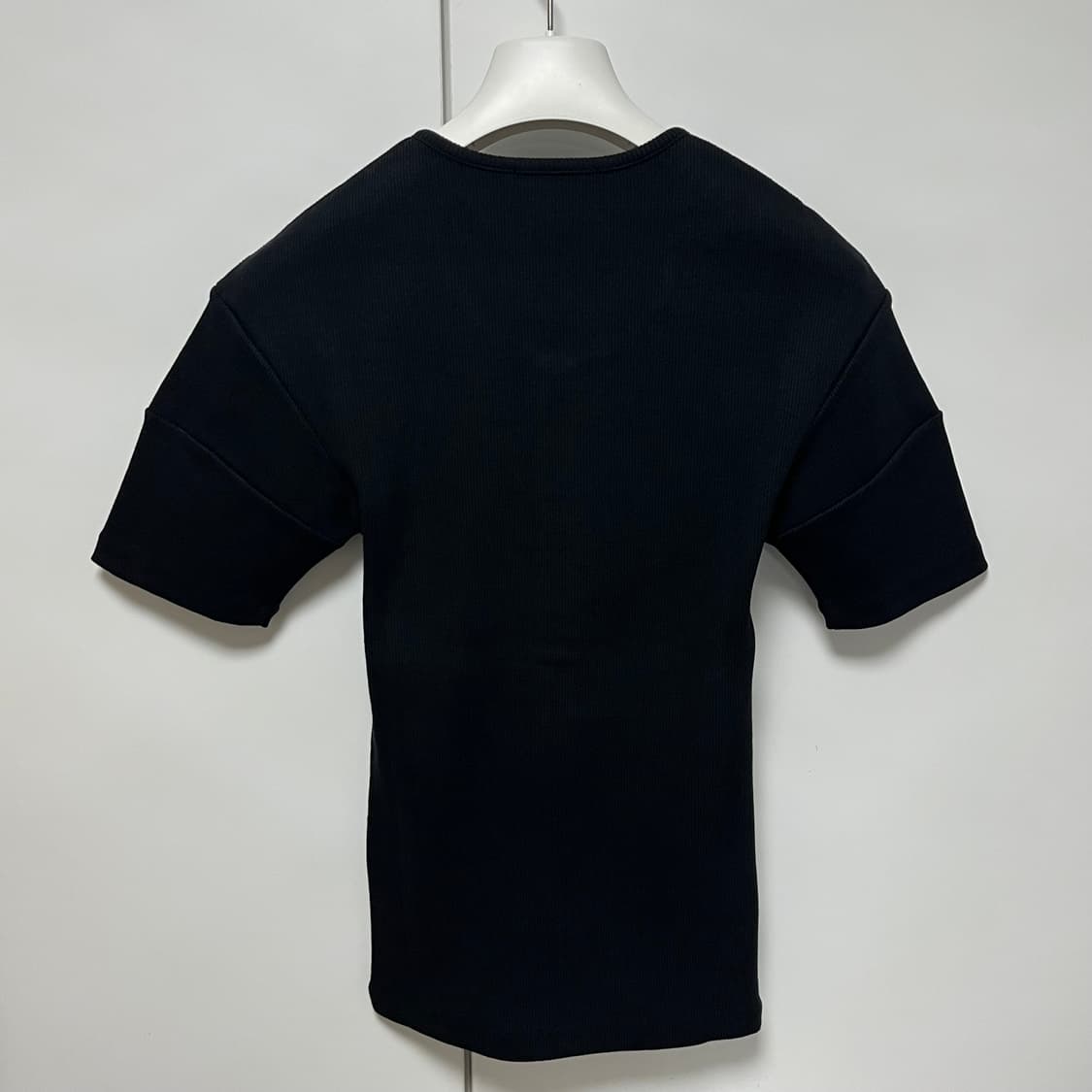 [XS,S,M]르메르 26ss FITTED HENLEY 헨리 니트/블랙 상품이미지3