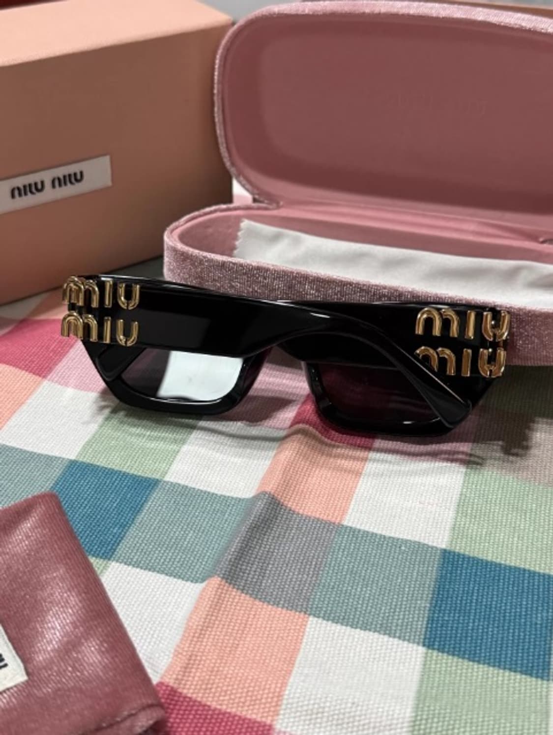 미우미우 선글라스 남녀공용 사이즈 상품이미지2