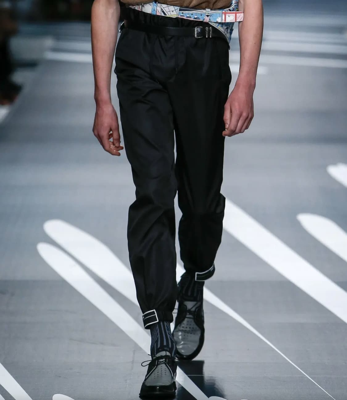 프라다 나일론 패치 트랙팬츠 상품이미지2