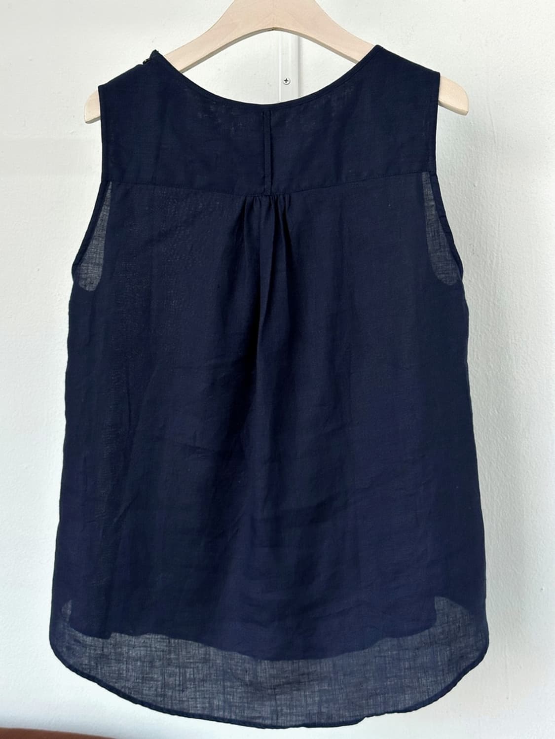 Linen shoulder point sleeveles 상품이미지6