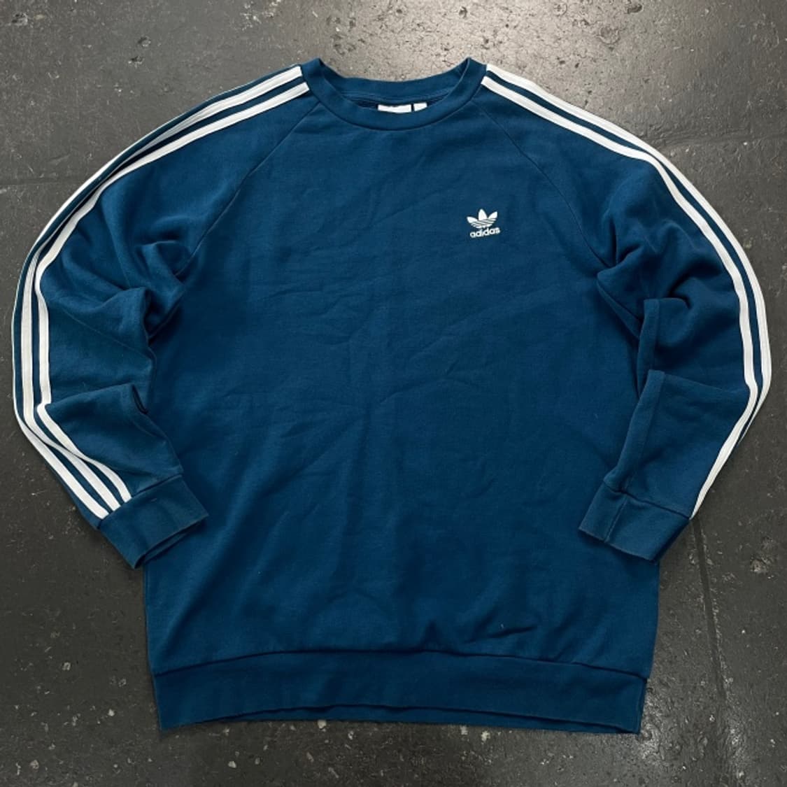 105 아디다스 맨투맨  상품이미지1