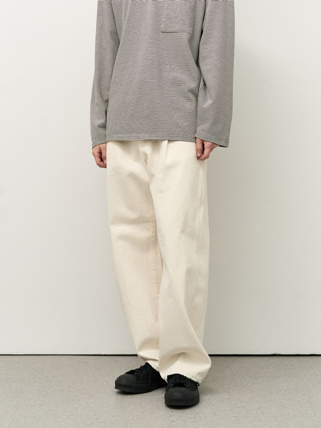 [1] 러프사이드 드레이프 데님팬츠 에크루 / 아이보리 화이트 상품이미지6