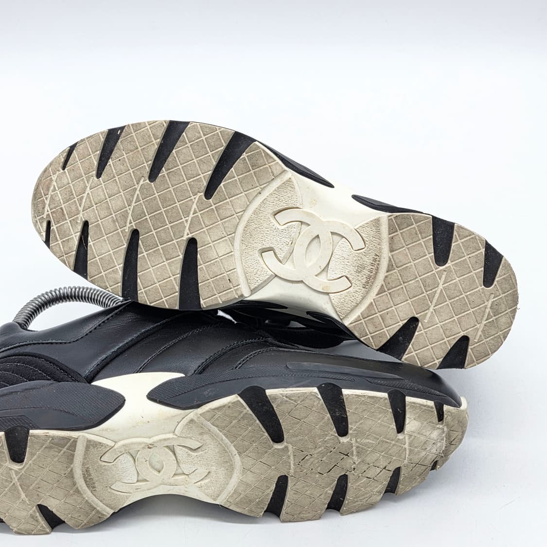 샤넬 우먼스 트레이너 스니커즈 블랙 (35) 상품이미지3