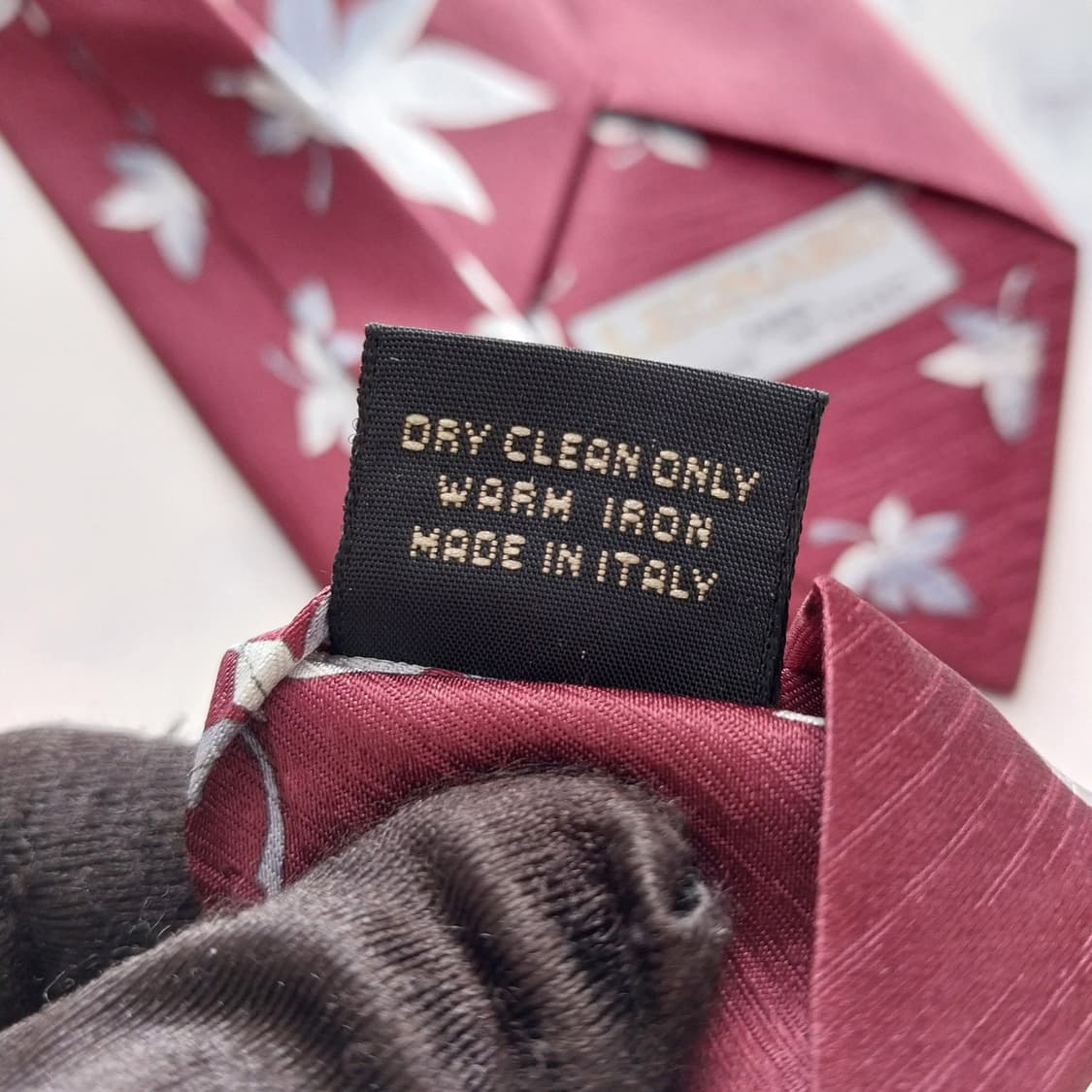 레오나드 실크 플로럴 아트 패턴 넥타이 9.7cm A+등급 K2151
 상품이미지10