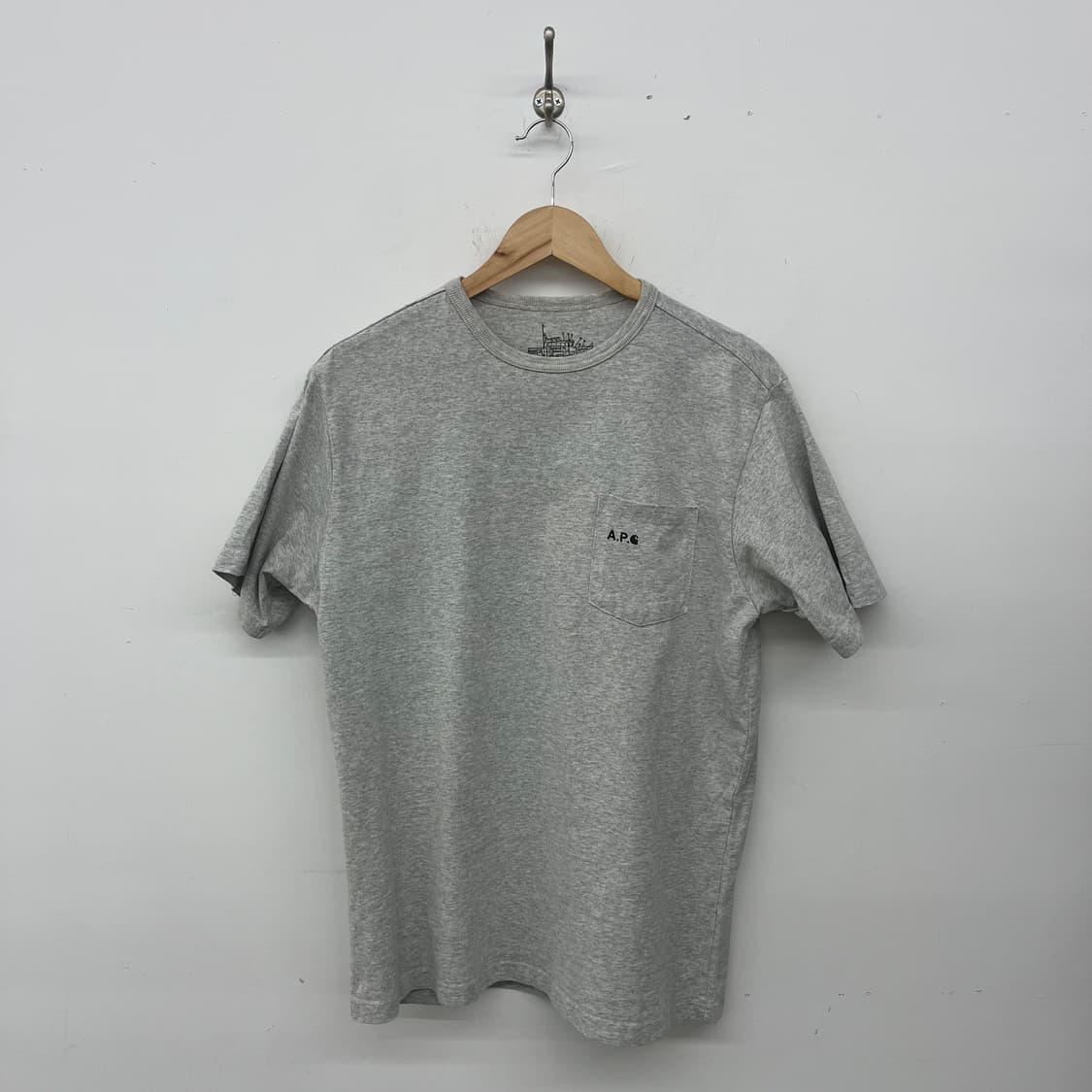 A.P.C. 포켓 반팔 티셔츠 그레이 여XL 상품이미지1