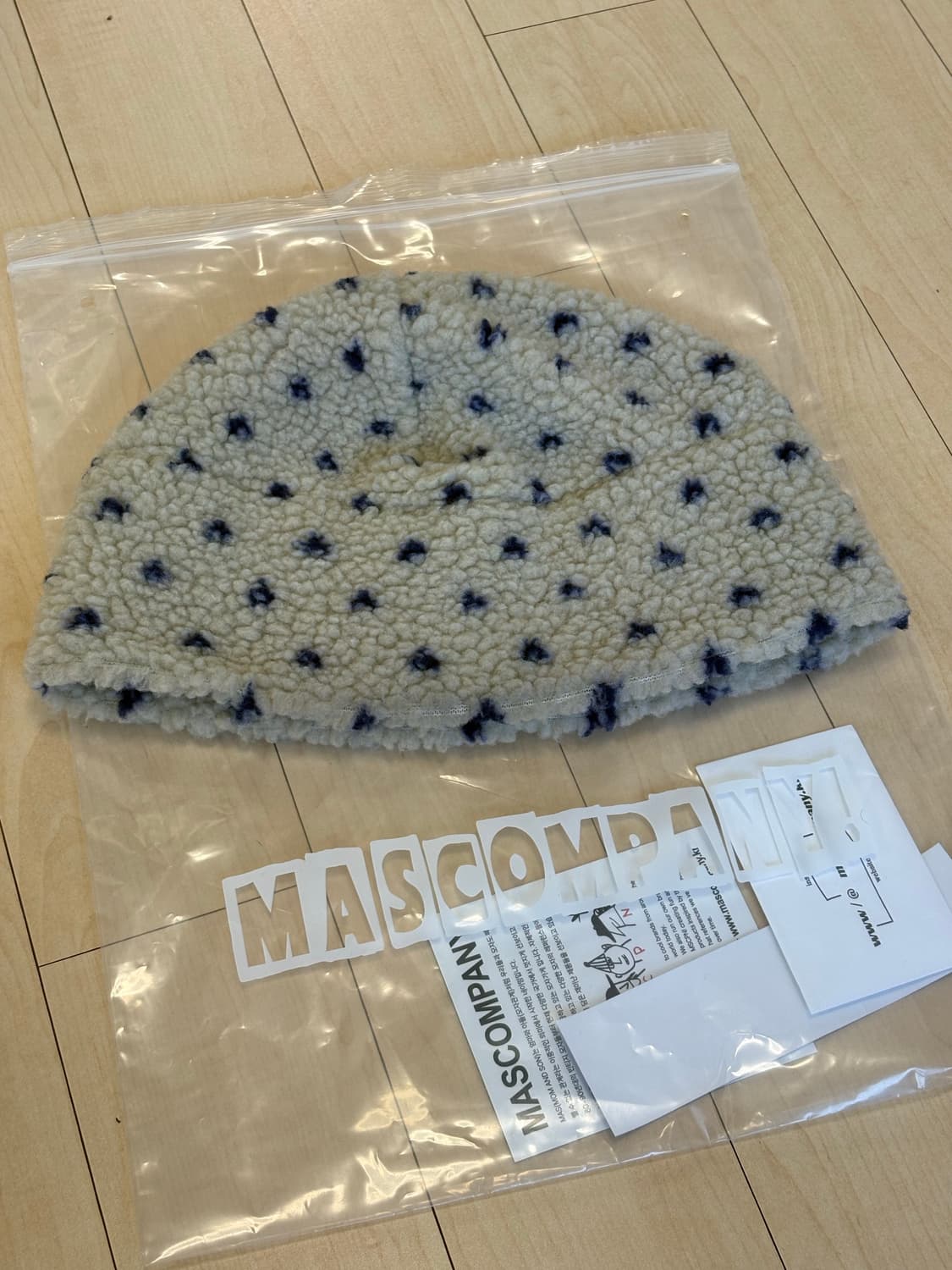 새상품) 마스컴퍼니 플리스 비니 아이보리 상품이미지3