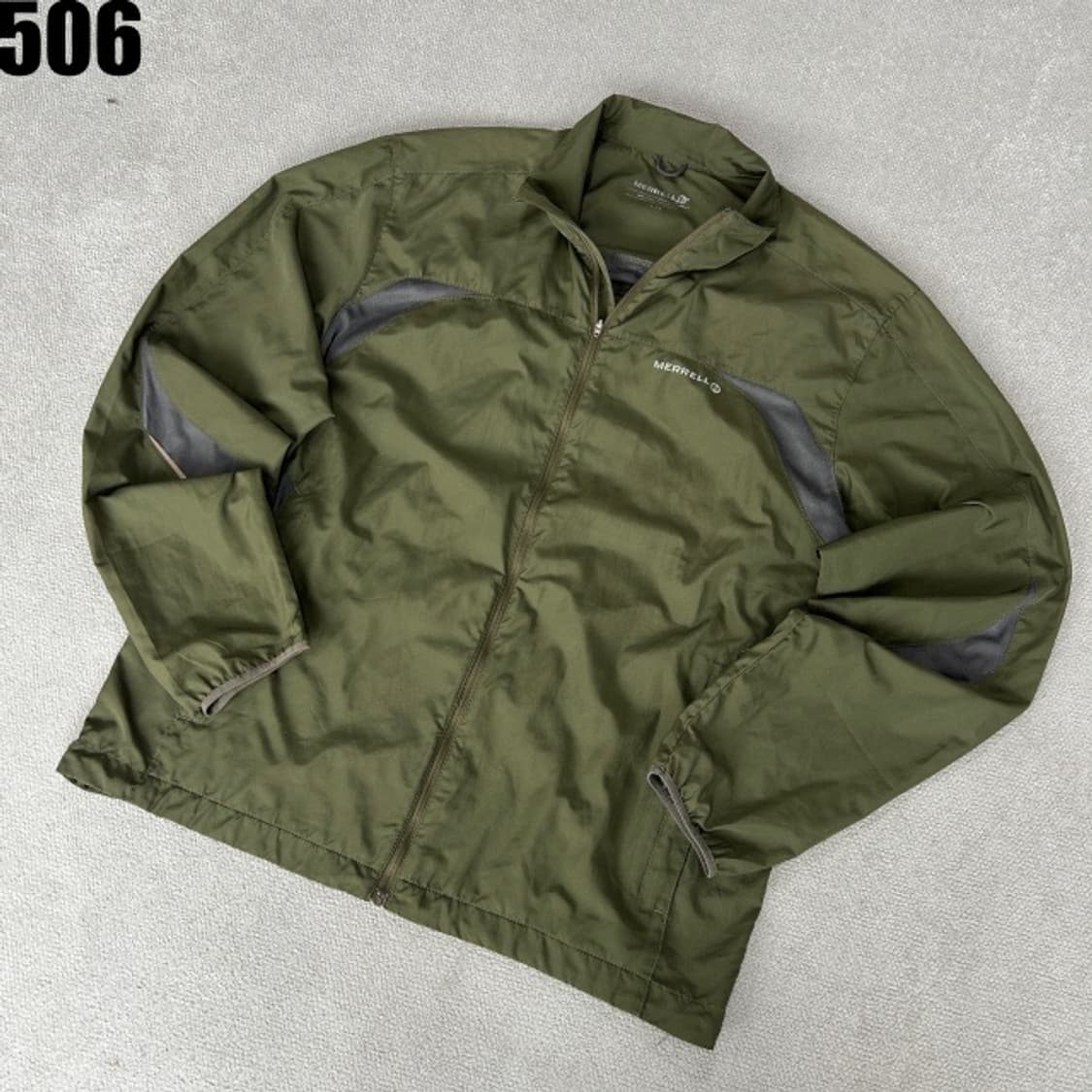 Merrell 카키색 바람막이  상품이미지1