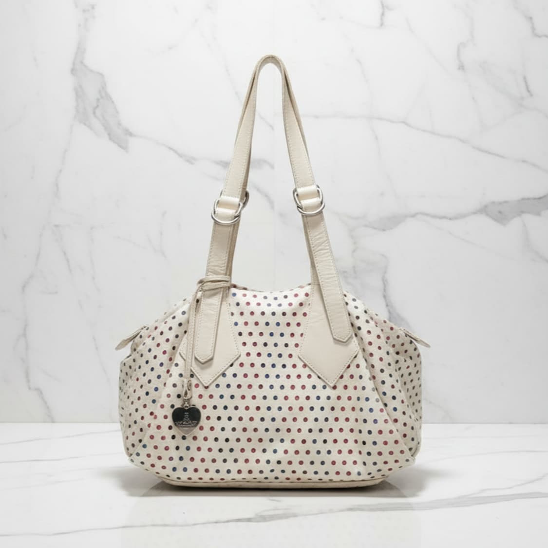 비비안웨스트우드 퍼포 숄더백 상품이미지1