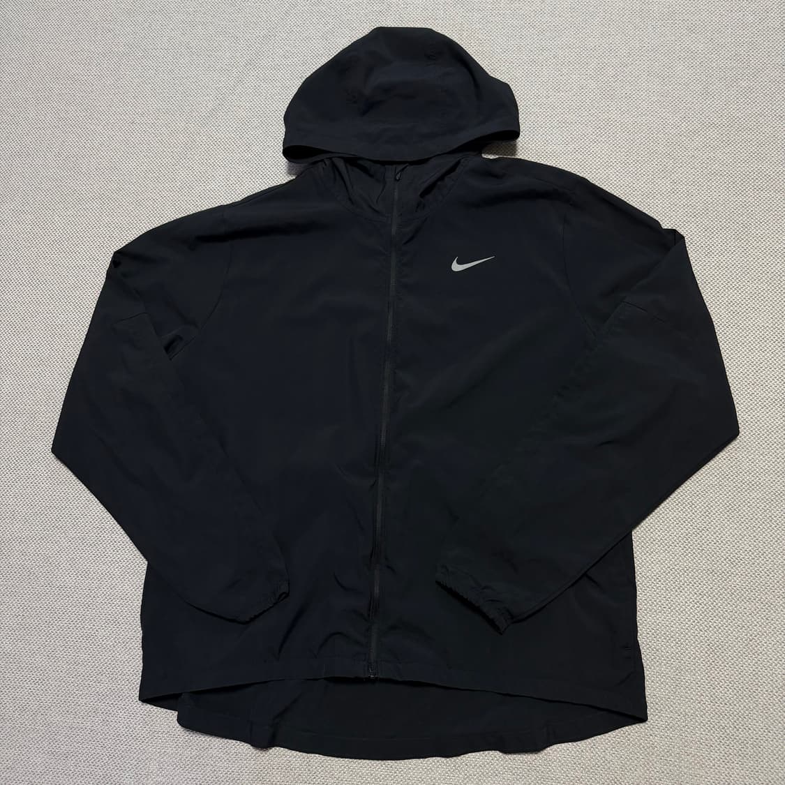 나이키 러닝 드라이핏 경량 바람막이 상품이미지1