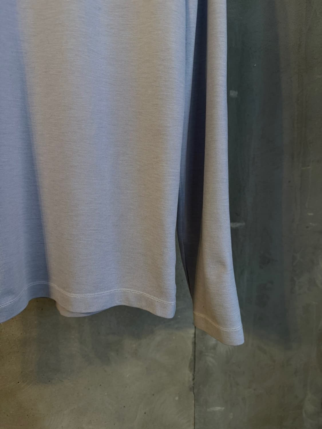 띠어리 크루넥 티셔츠 100 상품이미지6