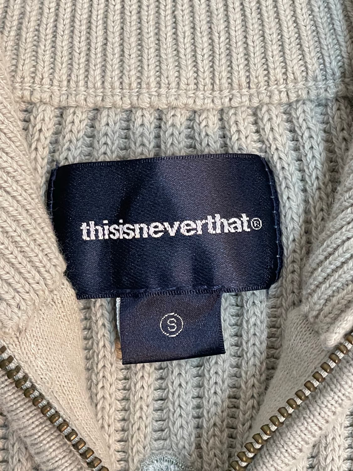 디스이즈네버댓 니트집업  상품이미지4