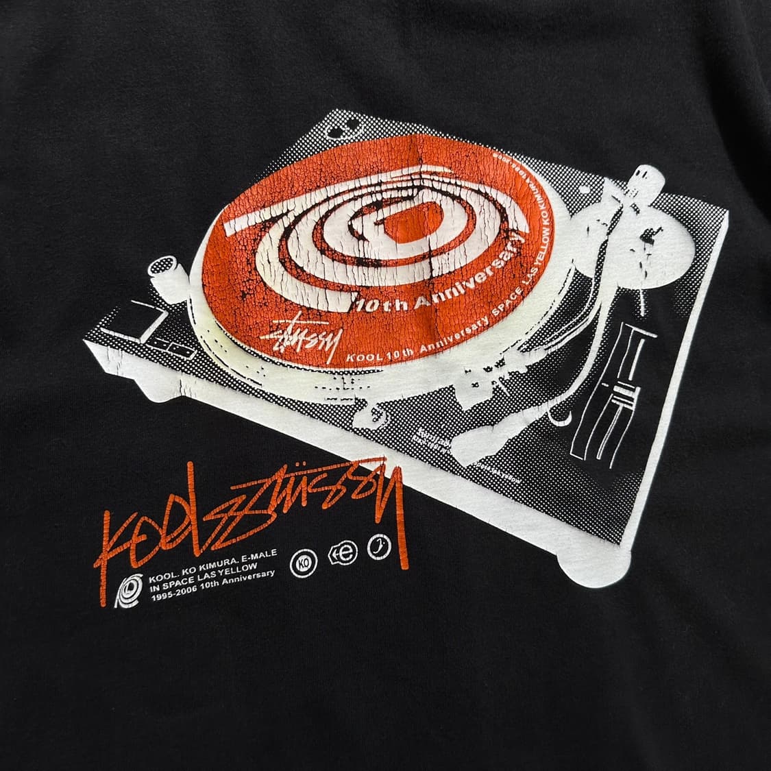 스투시 x Kool 10주년 프린트 반팔 티셔츠 상품이미지4