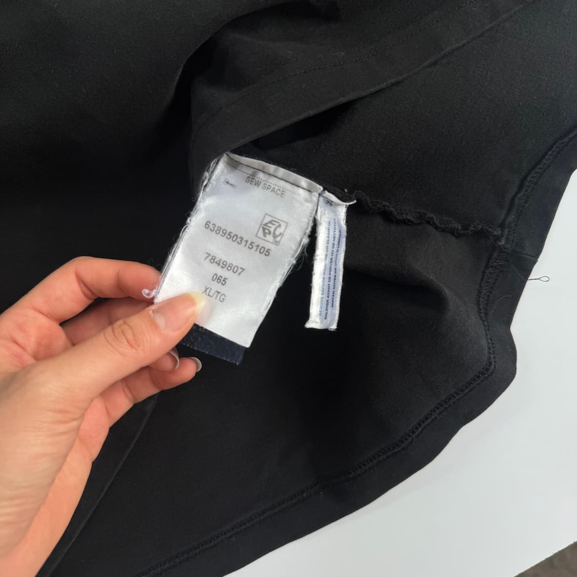 Tommy Hilfiger 타미힐피거 블랙 반팔티 상품이미지6