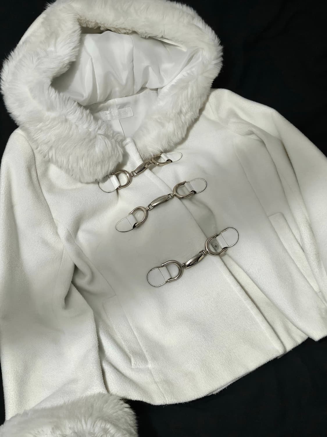 세실맥비 숏코트 상품이미지1