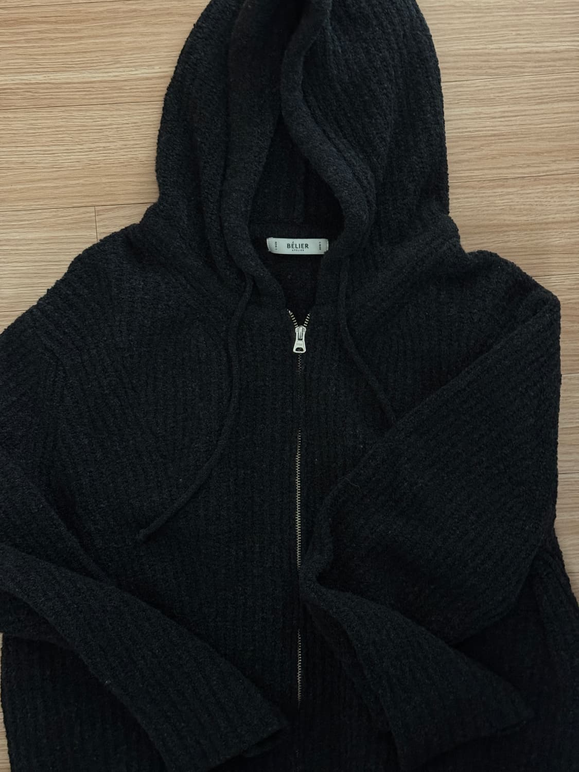 벨리에 럼피 후디집업 상품이미지1