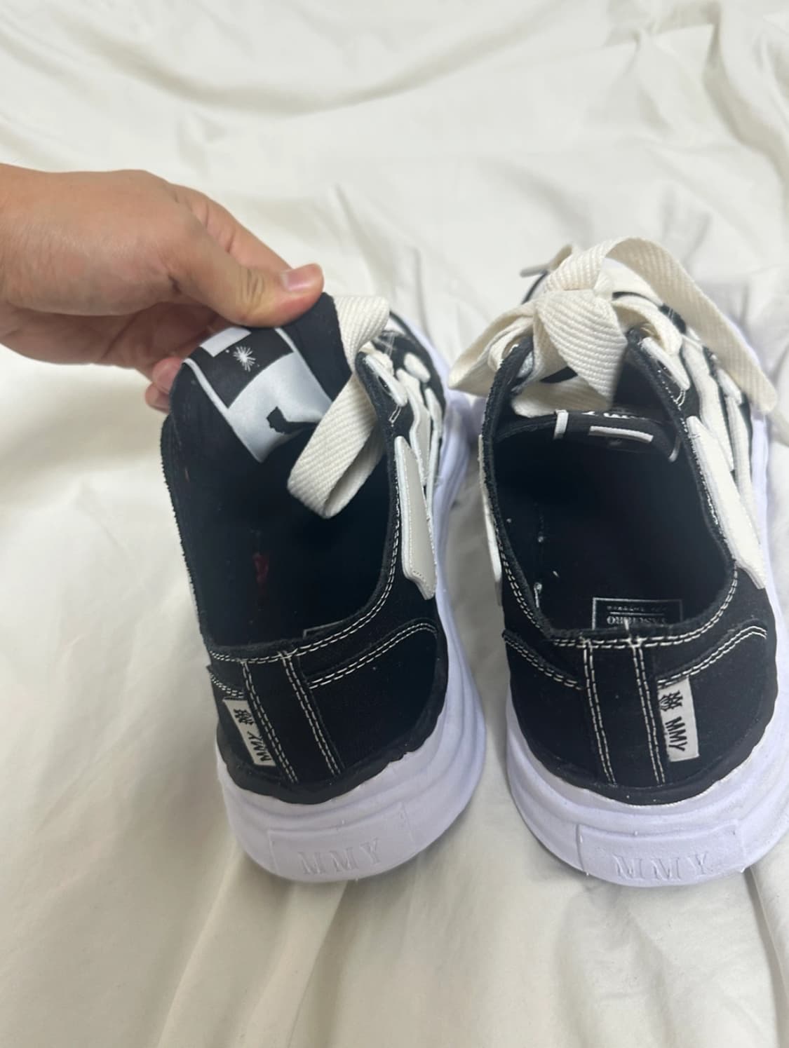 미하라야스히로 아미리 콜라보 스니커즈 상품이미지3