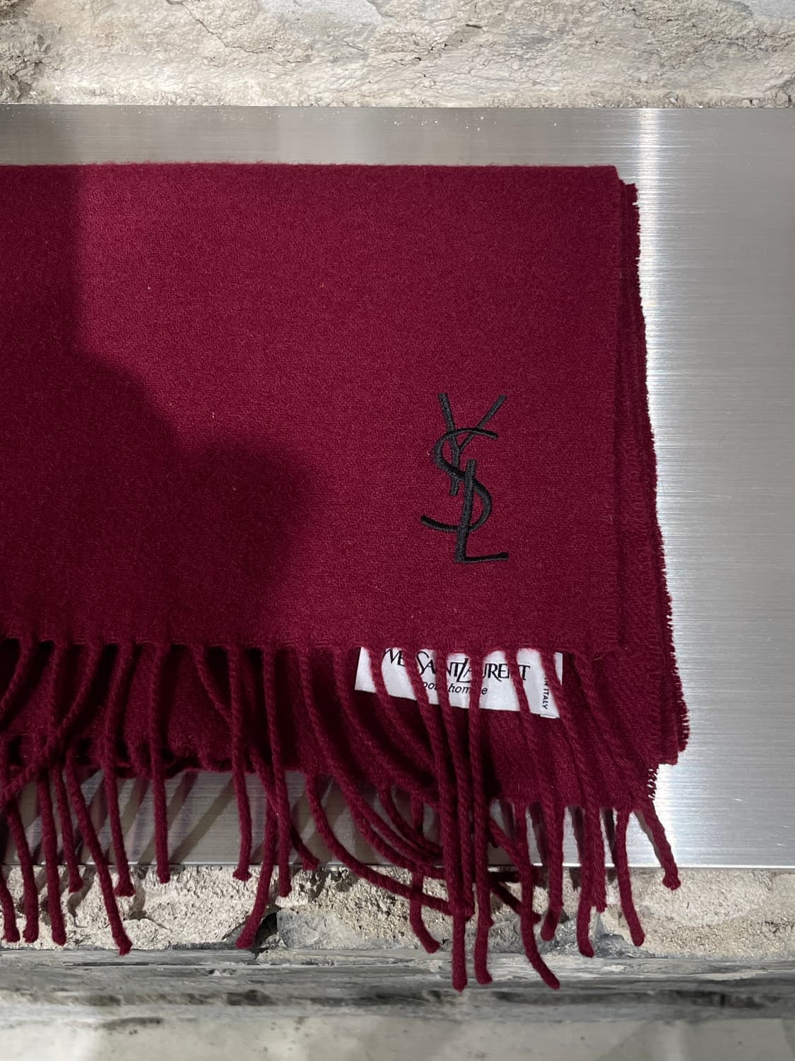 이브 생로랑 뿌르 옴므 레드 와인 로고 울 머플러 상품이미지3