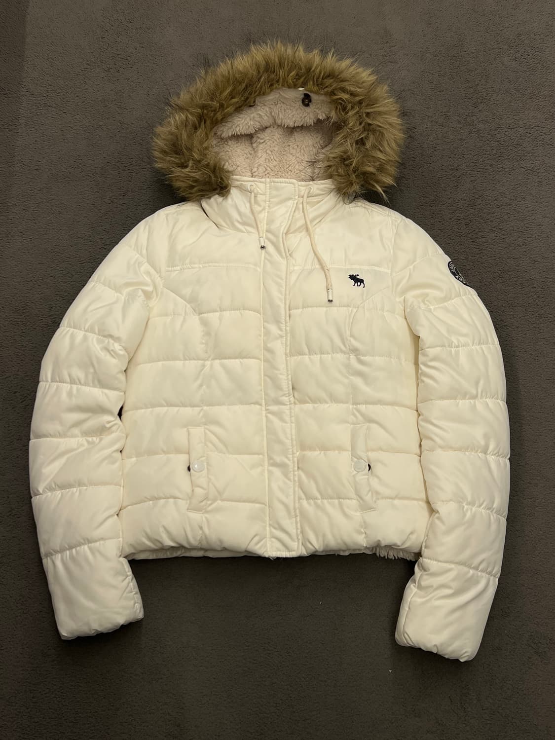 아베크롬비 빈티지 울프조 패딩 처분  상품이미지1