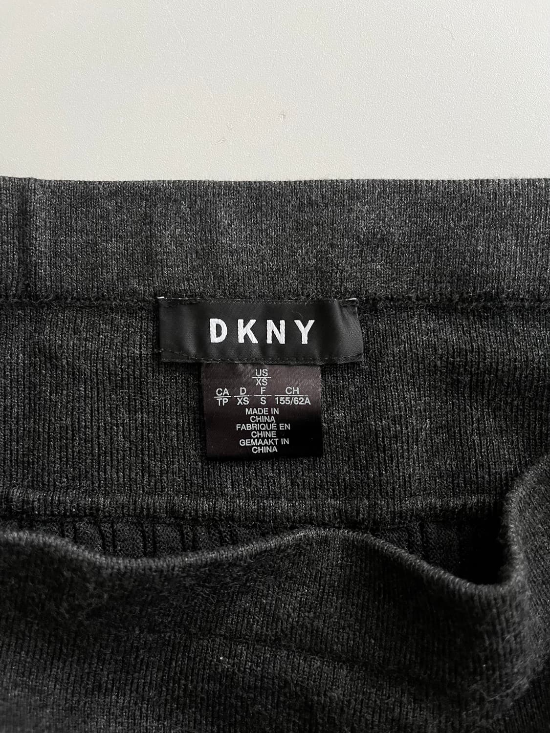 XS) DKNY 니트 스커트 차콜 상품이미지5