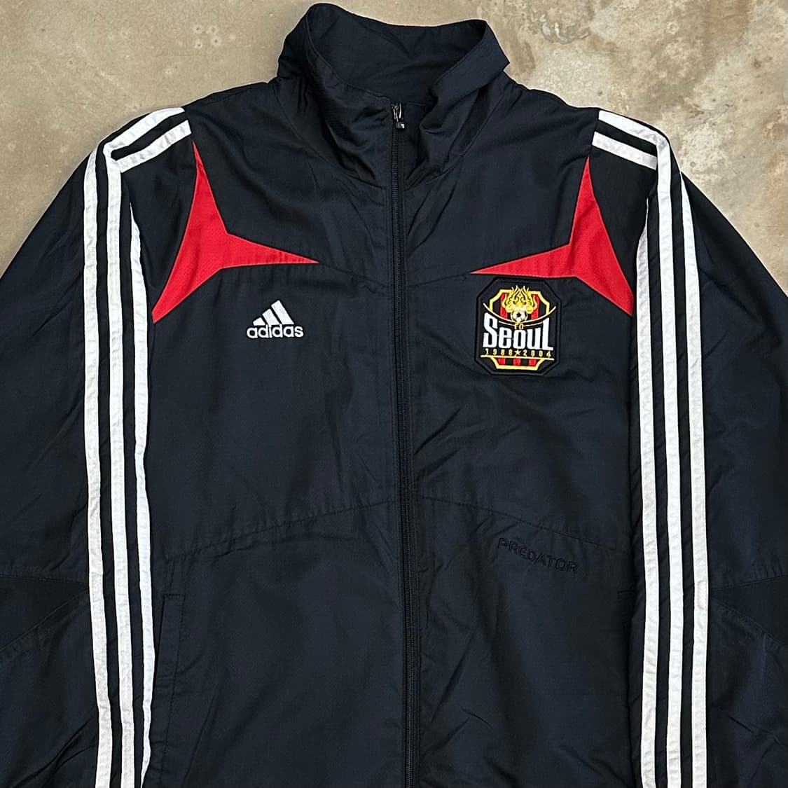95 아디다스 FC 서울 레드 파이핑 블랙 바람막이 상품이미지1