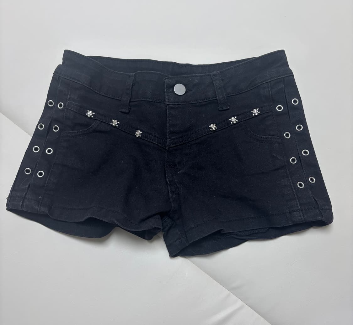 로우라이즈 반바지 상품이미지1