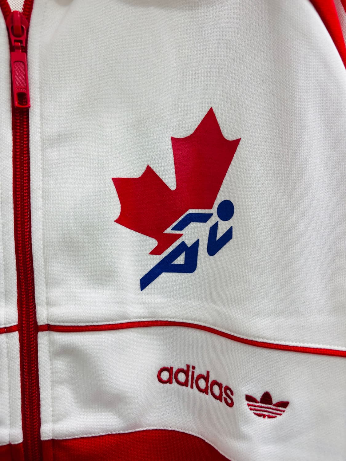 아디다스 올드스쿨 캐나다 국기 트랙탑 상품이미지2