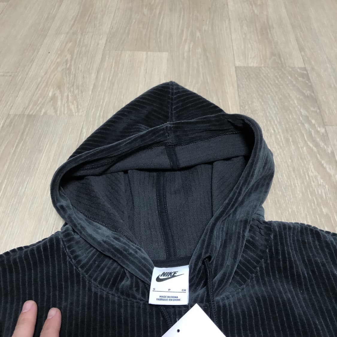 (우먼스 S) 새상품 나이키 NIKE NSW 우먼스 벨루어 크롭 후드 상품이미지6