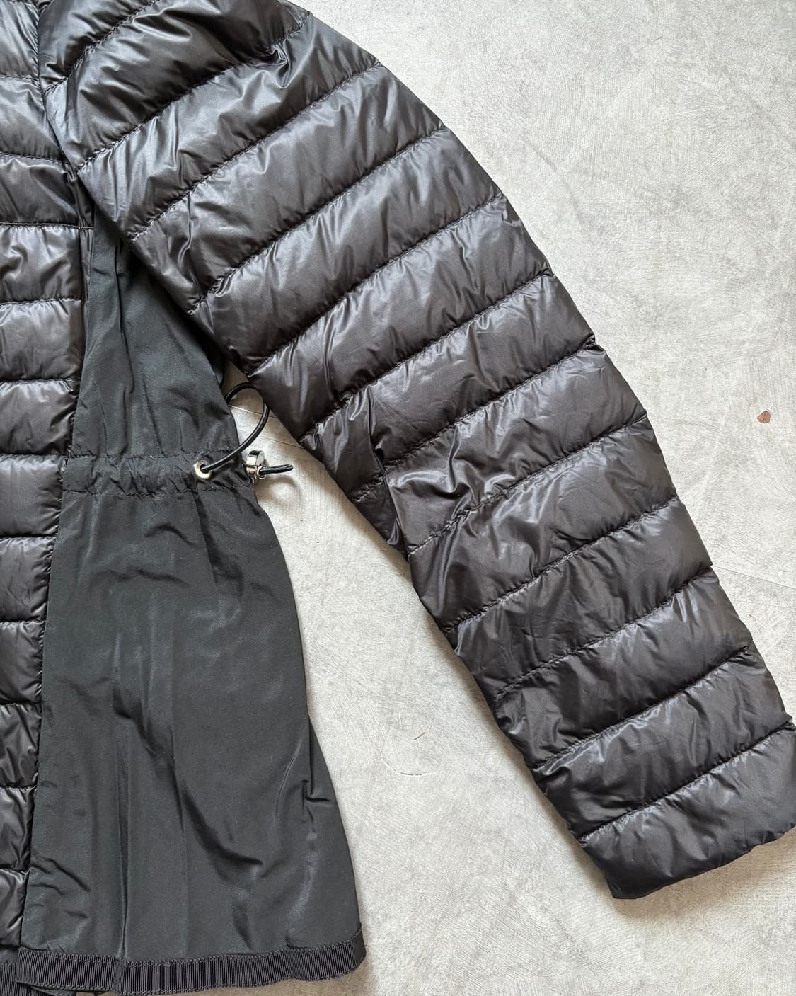 Moncler 몽클레르 블랙 경량 패딩 상품이미지4