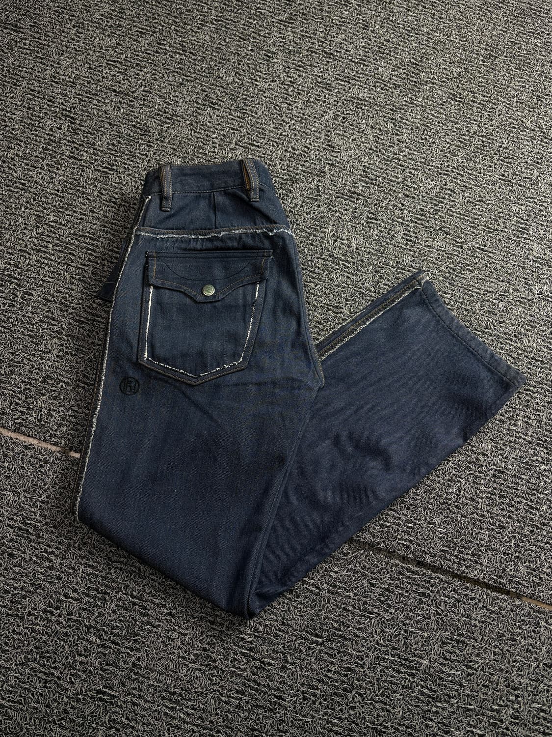 디젤 아카이브 포켓 디테일 루즈 데님 팬츠 1704 상품이미지1