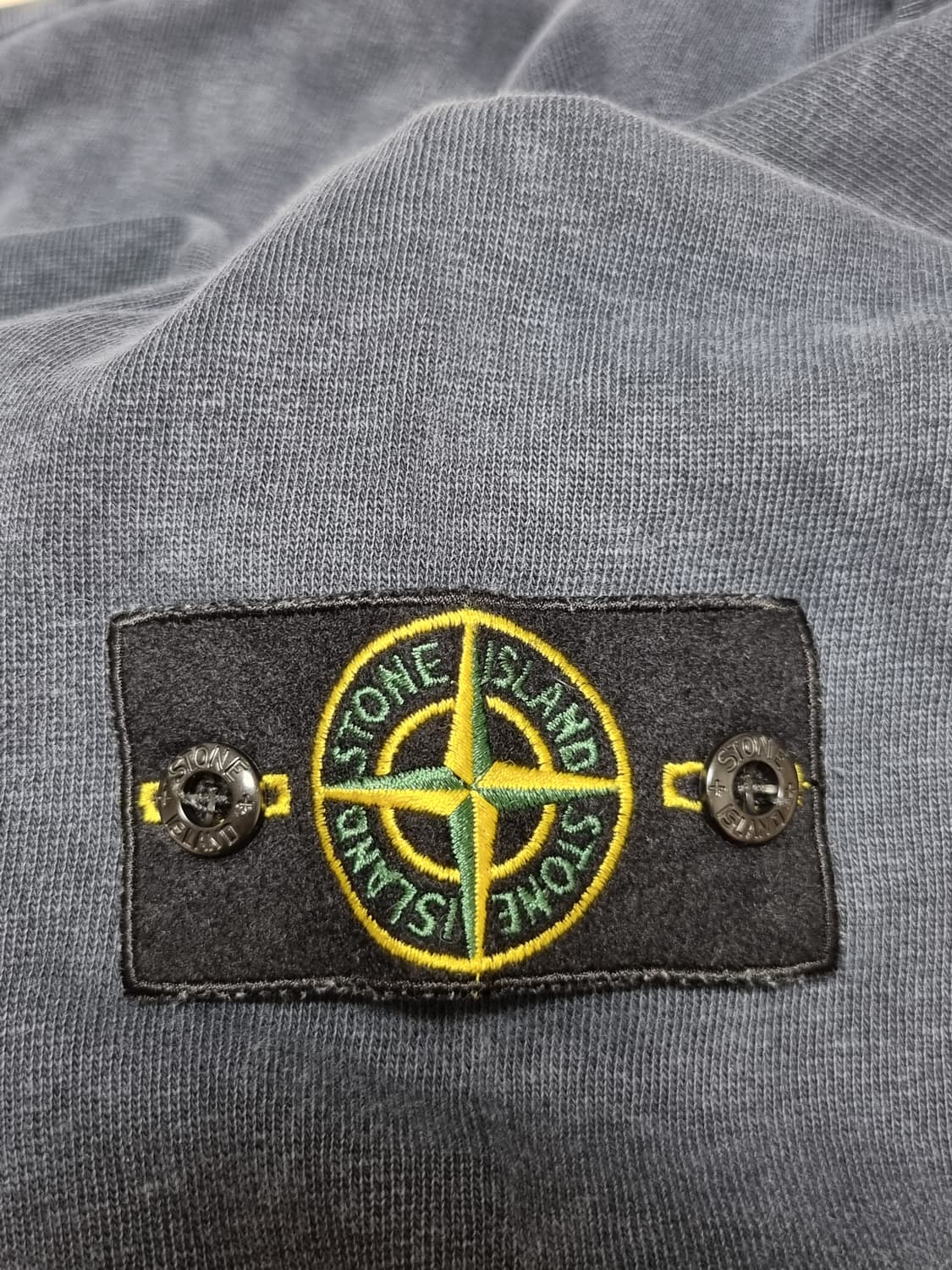 스톤아일랜드 와펜 맨투맨 상품이미지5