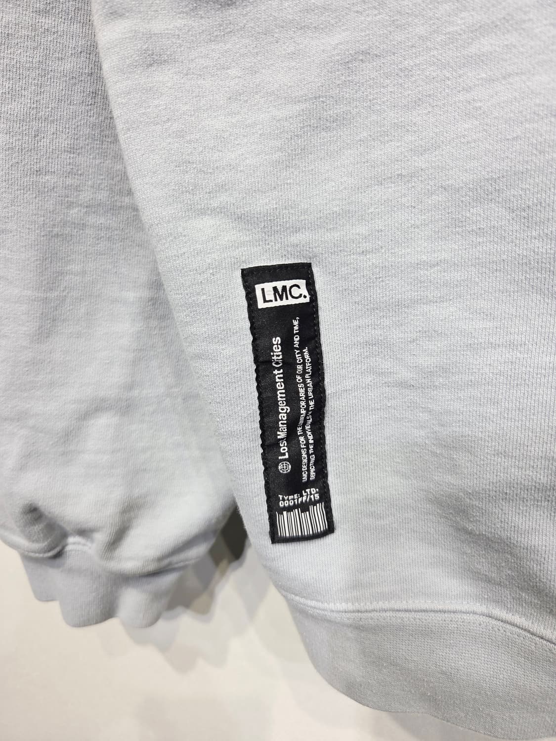 LMC SPARKLING ICE SWEATSHIRT ash blue_M 상품이미지4