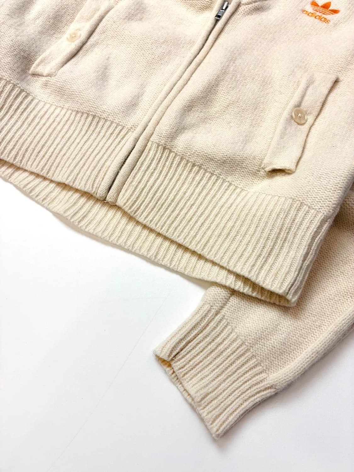 아디다스 05s Y2K 울 크롭 니트 가디건 PN5385 상품이미지4