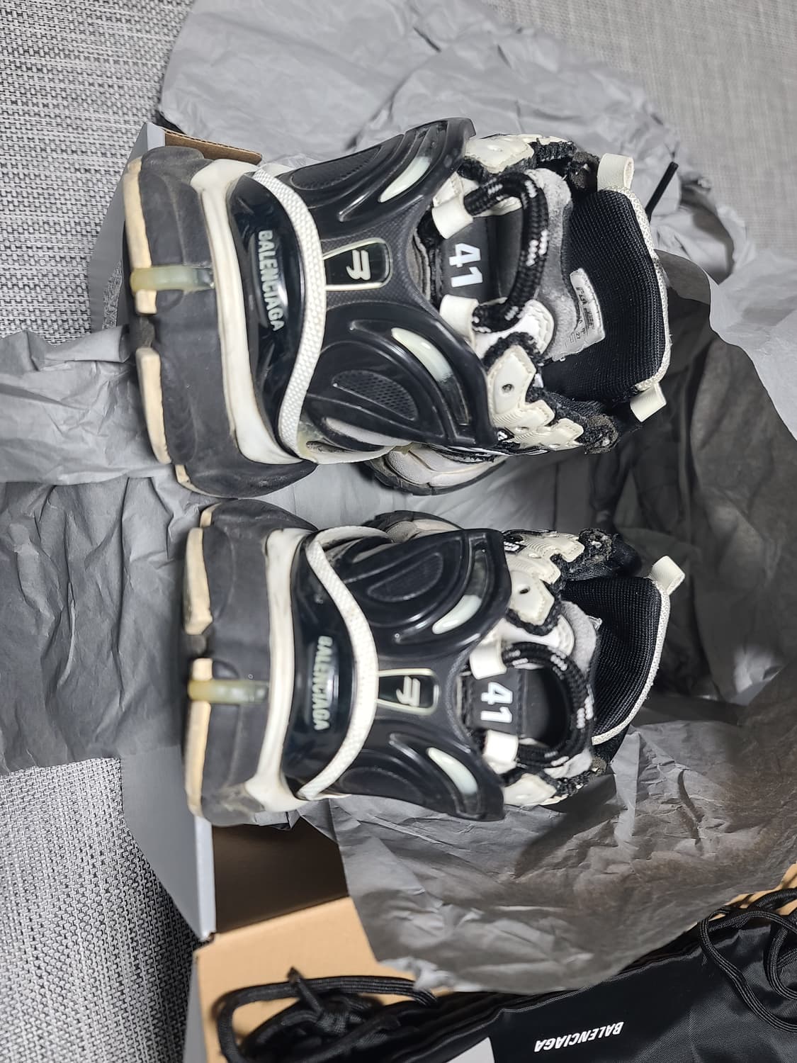 발렌시아가 뉴러너 오레오 41 블랙 화이트 스니커즈 상품이미지6