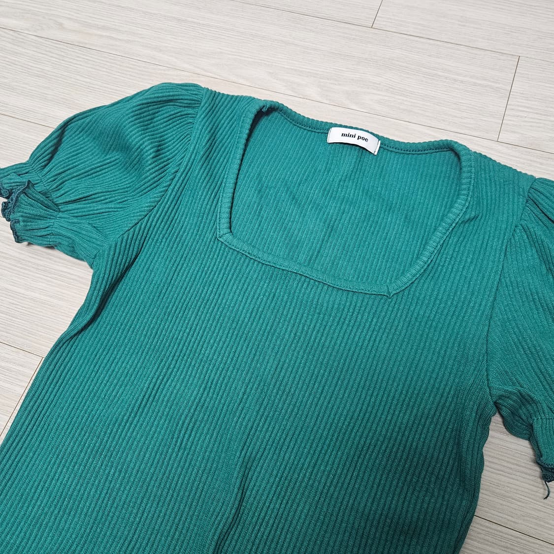 미니포에 셔링 탑 상품이미지1