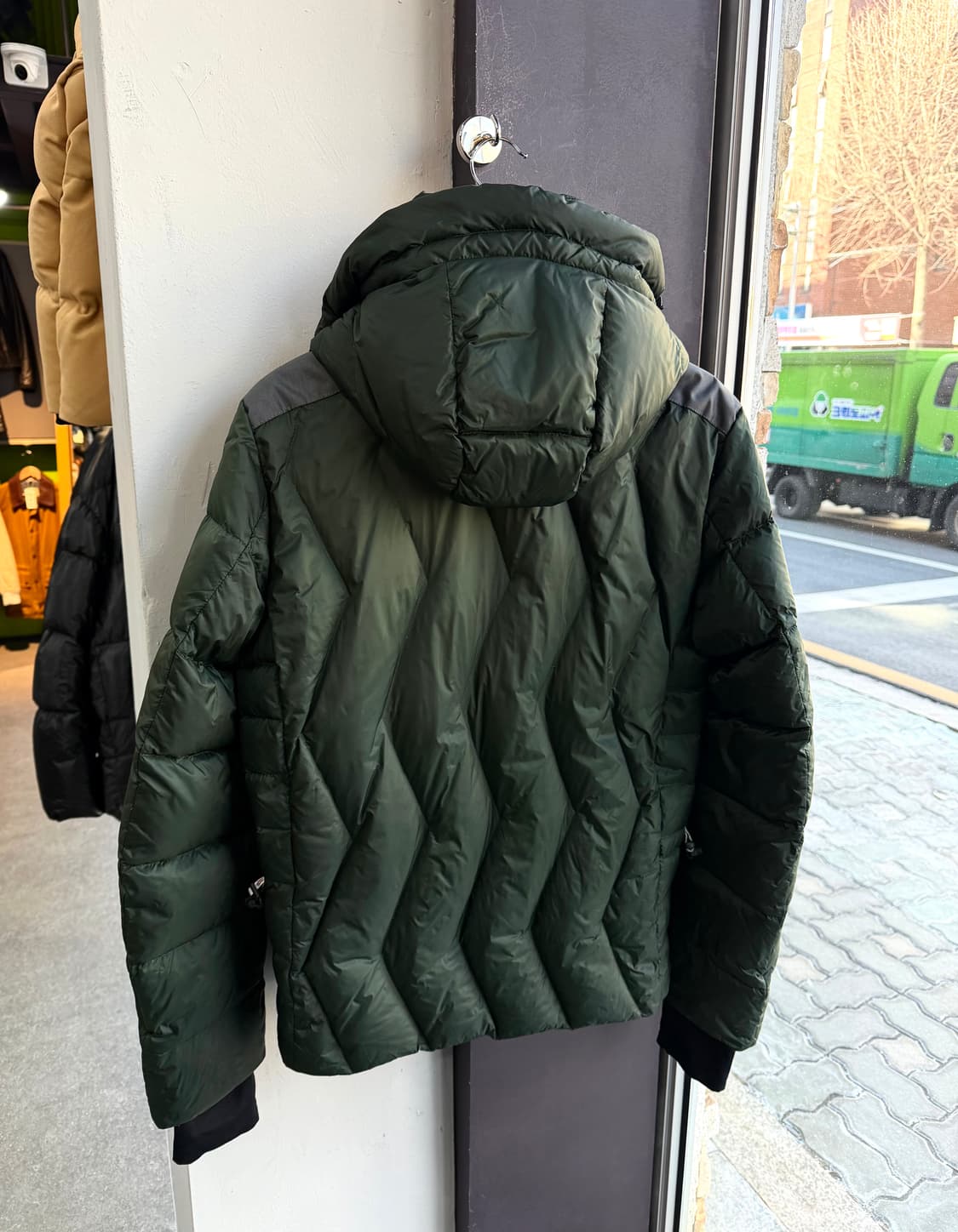 95~100/ 몽클레어 세로퀄팅 구스다운 후디 패딩점퍼 상품이미지8