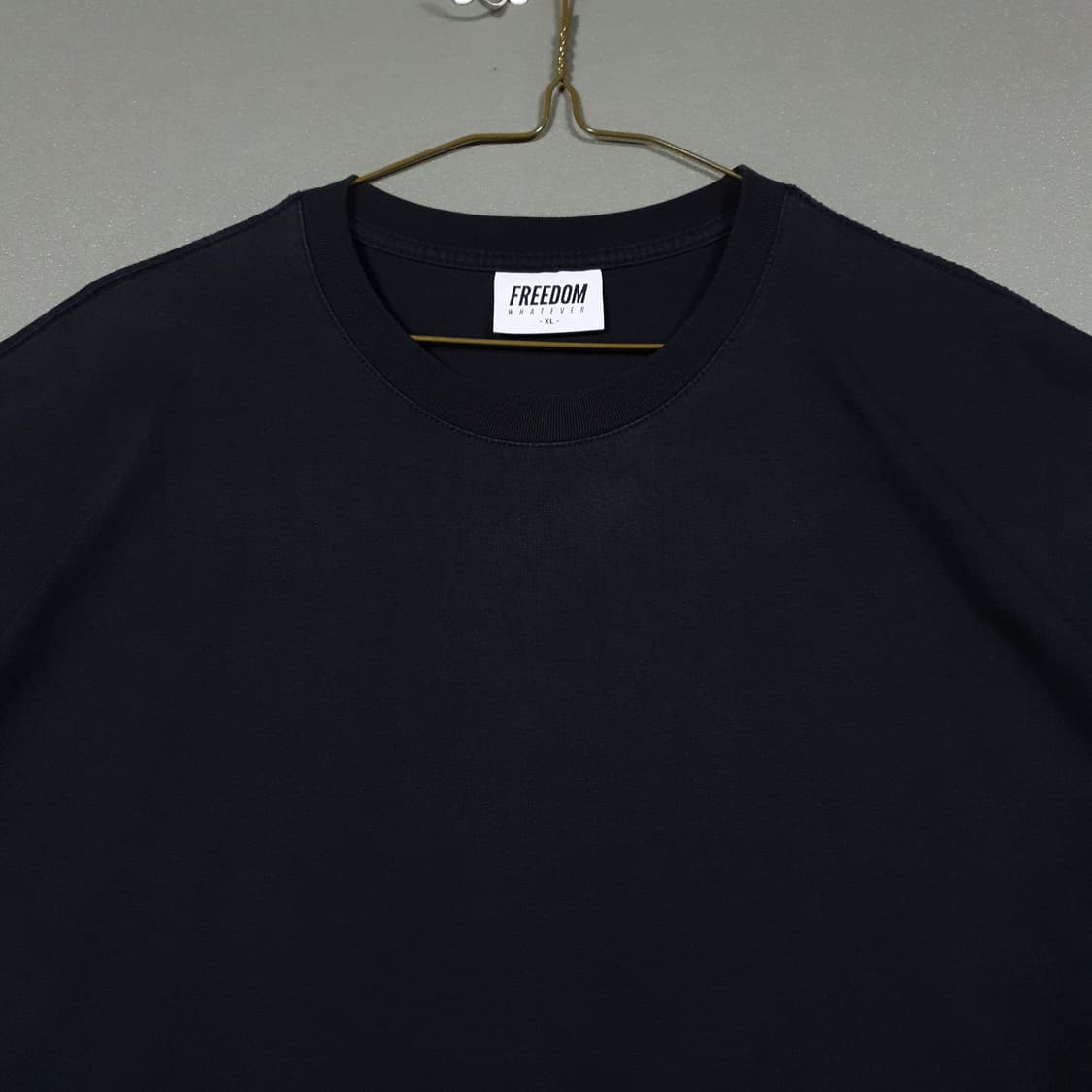 XL) 프리덤 최신형 24ss 오버핏 백 프린팅 반팔 티셔츠 블랙 옐로우 상품이미지5