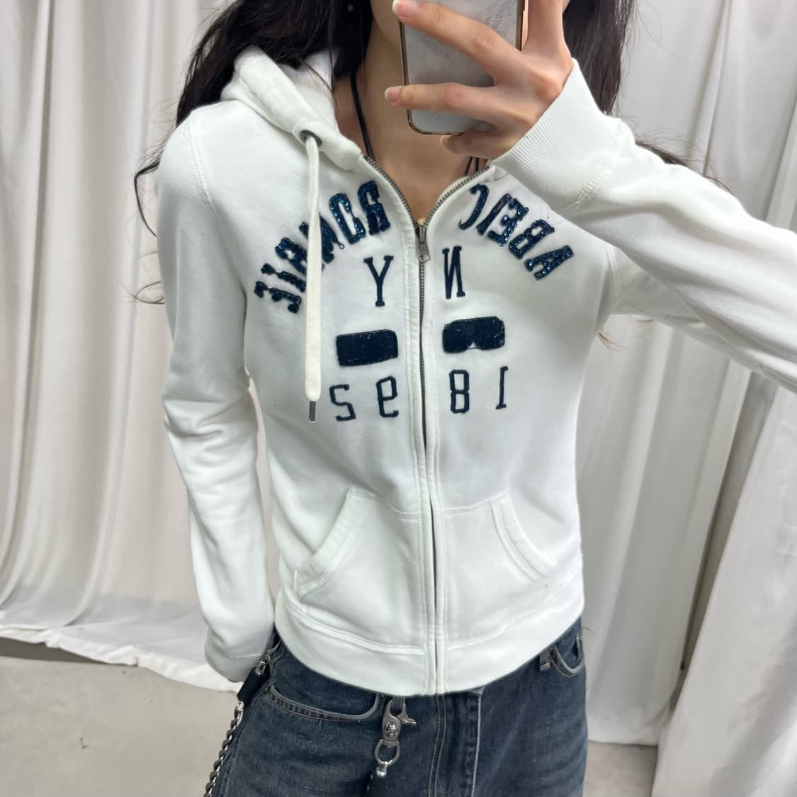 Abercrombie white hood zip-up 상품이미지3