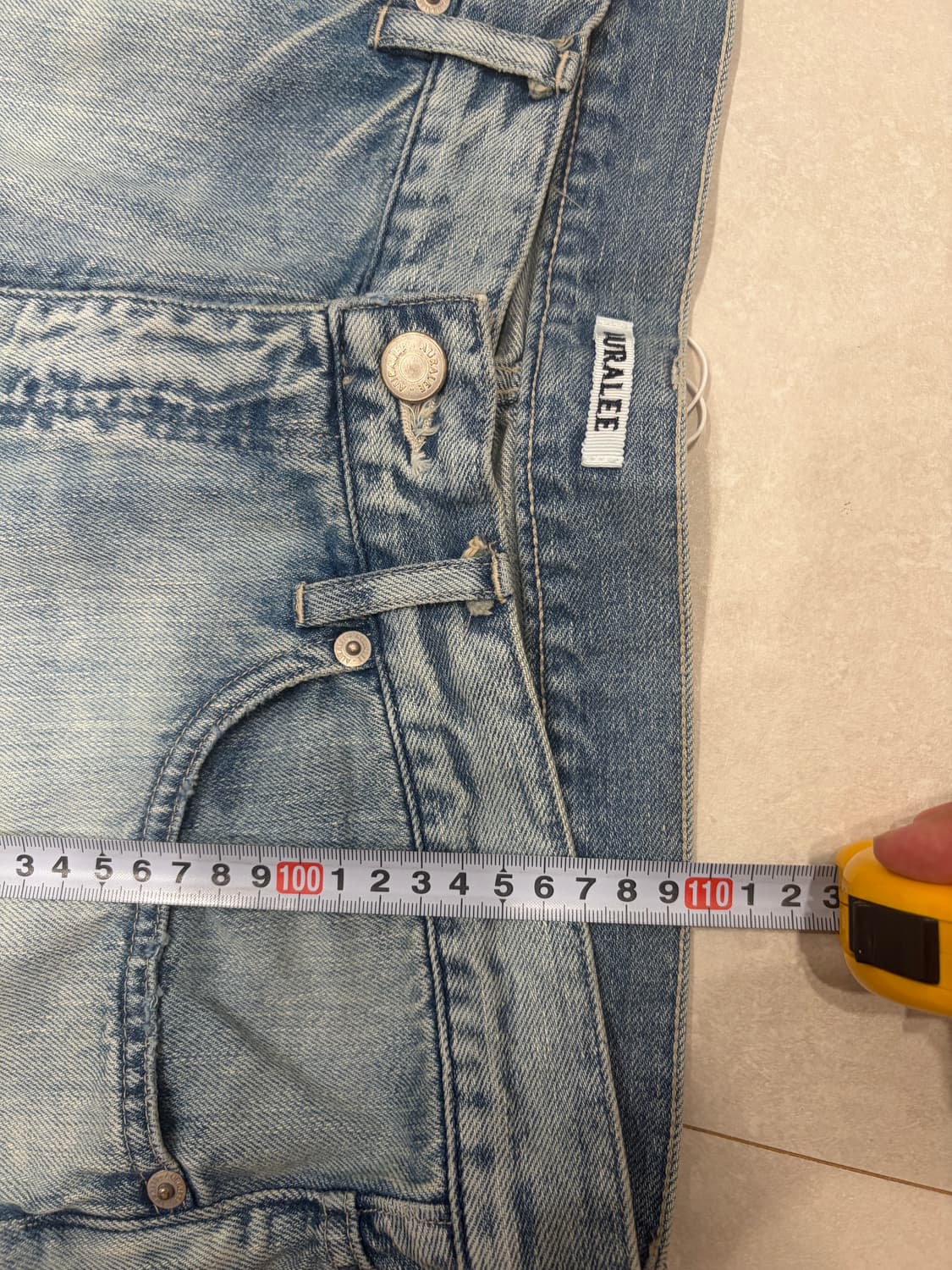 26ss 오라리 페이디드 셀비지 라이트 데님 팬츠 상품이미지5