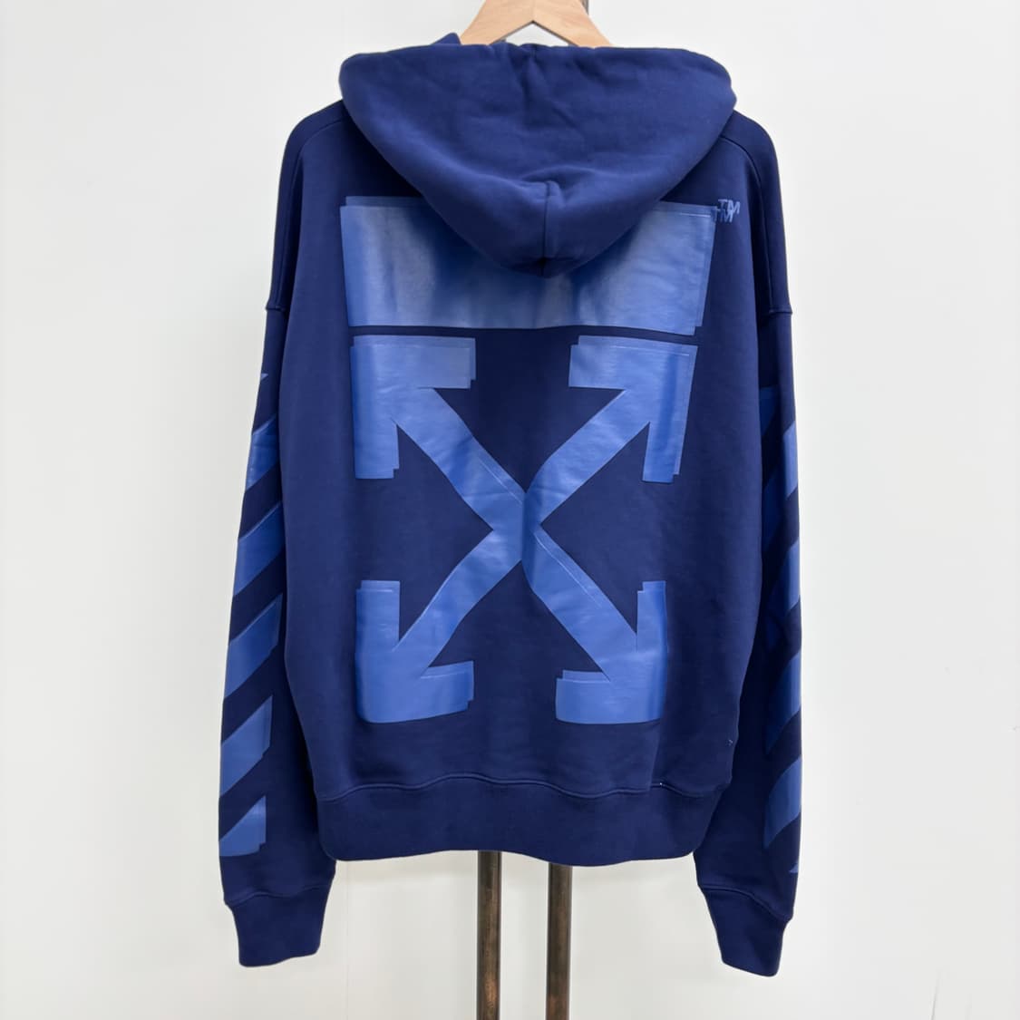 [M]오프화이트 에로우 후드티 상품이미지1