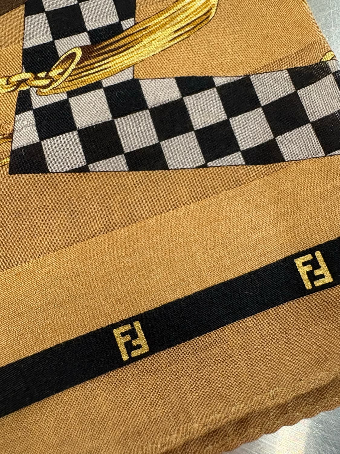 펜디 FF 체인 실크 미니스카프 상품이미지4