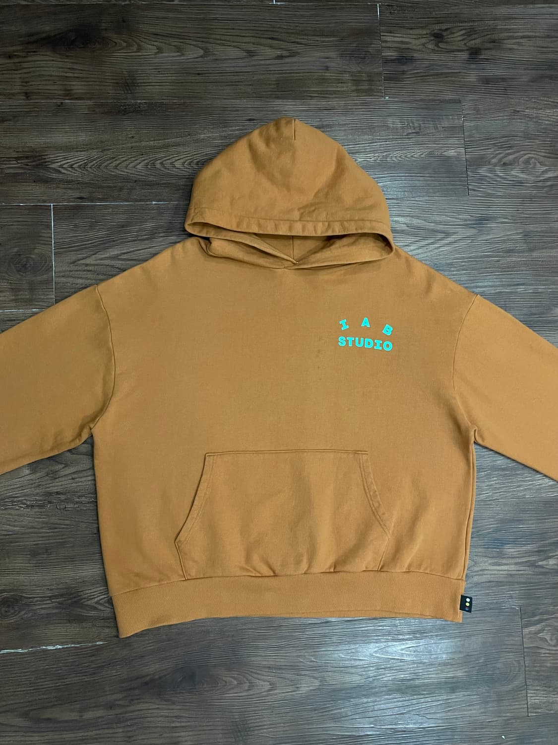 아이앱스튜디오 IAB STUDIO 후드티 상품이미지2