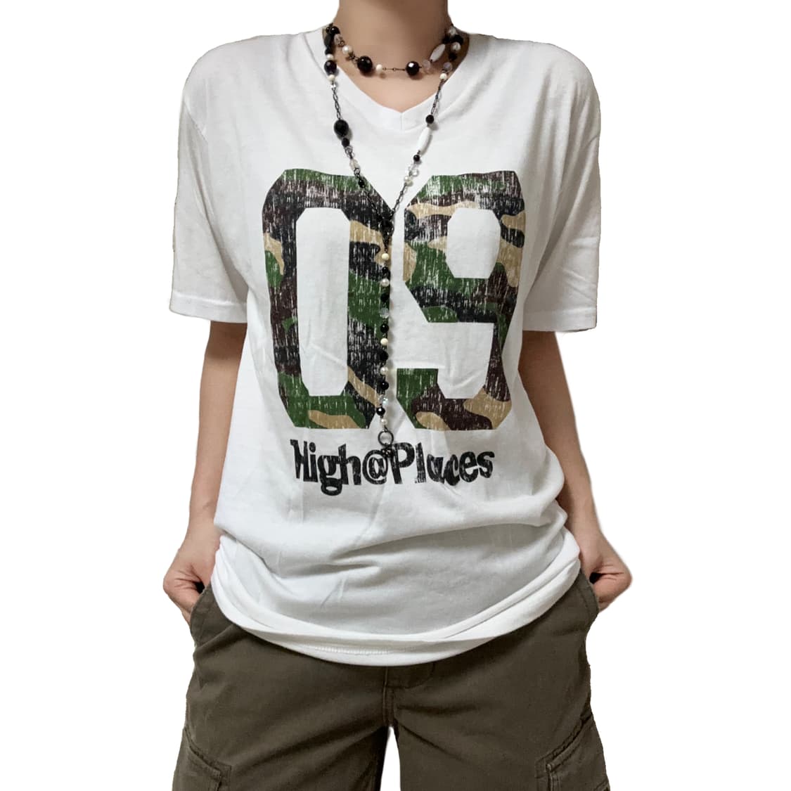 V-neck camo T-shirt 상품이미지1