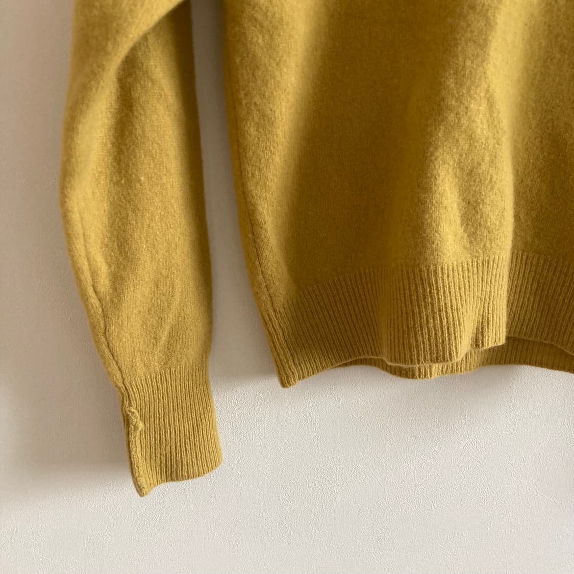빈티지 머스타드 V넥 니트 상품이미지5